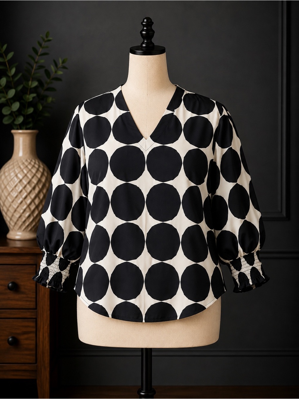 JODIFL Polka Dot V-Neck Puff Sleeve Top - Black & White